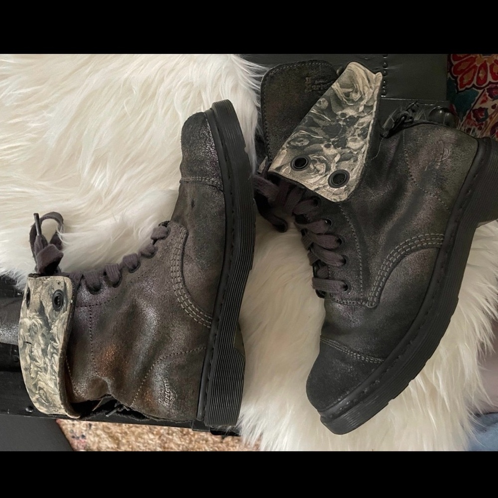Dr. Martens Aimilie fold-over boots in metallic pewter leather with a skull and